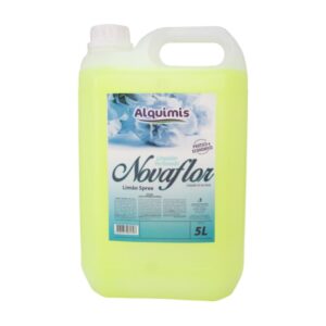 Transforme sua rotina de limpeza com o Limpador Perfumado Nova Flor. Desenvolvido para uma higiene profunda em pisos e superfícies laváveis, este limpador não apenas remove sujeira, mas também deixa uma fragrância floral ou de limão que encanta e dura. Fácil de usar com diluição de 1:10 e pH equilibrado, é seguro para todos os ambientes. Disponível em embalagens econômicas de 5 litros, mantenha sua casa sempre limpa, fresca e acolhedora para sua família e amigos!